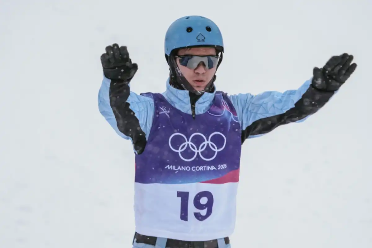 Асылхан Асан завоевал золото юниорского чемпионата мира по фристайл-акробатике