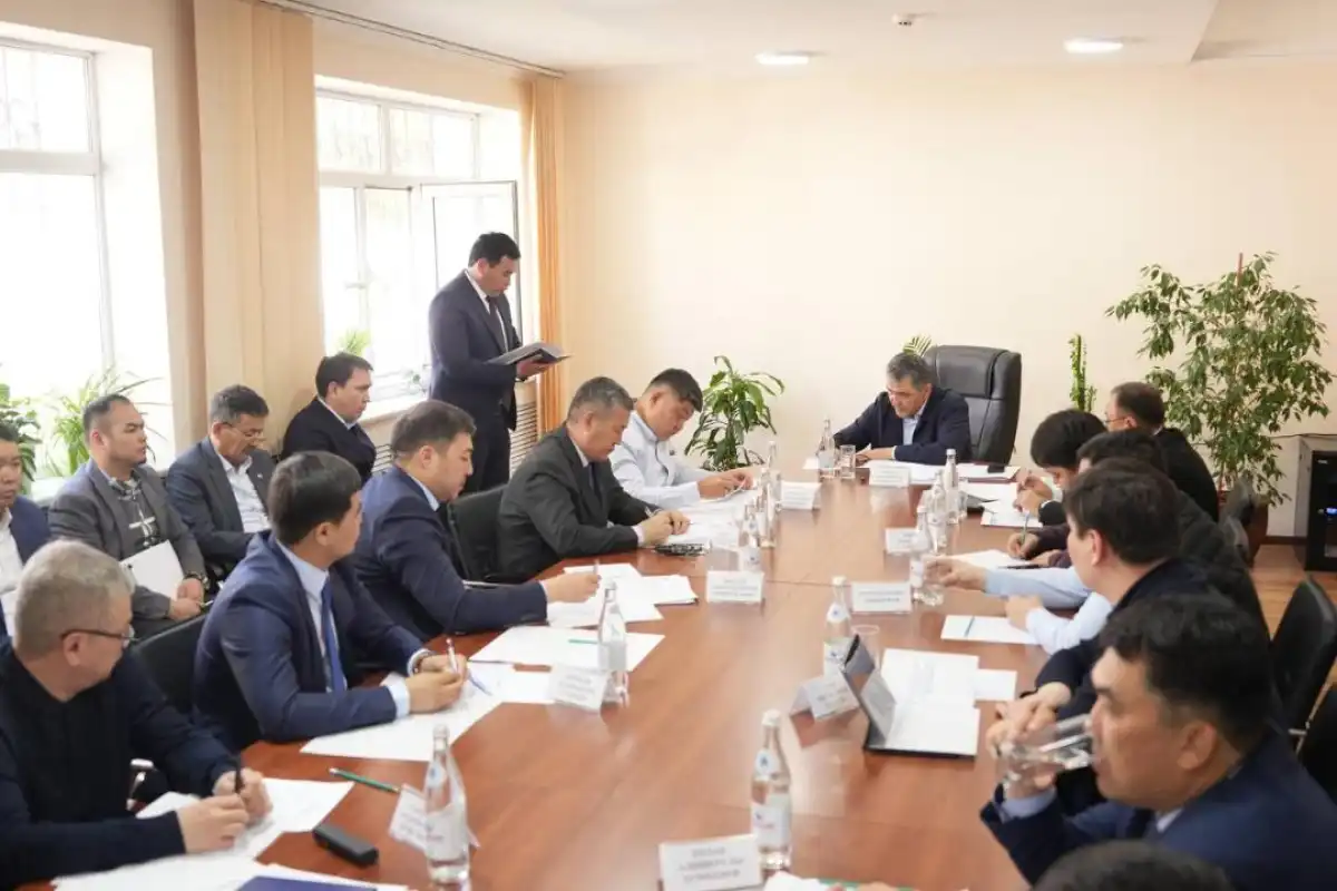 Более 300 км каналов очистили в Туркестанской области