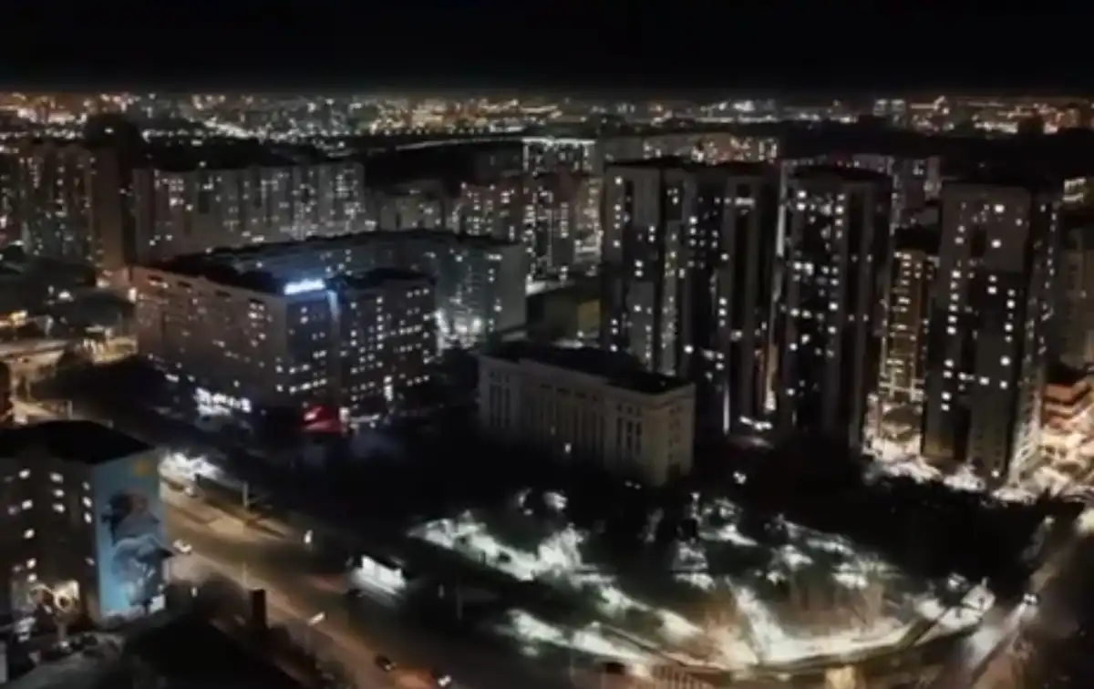 Более 50 объектов столицы поддержали акцию «Час Земли» и отключили подсветку