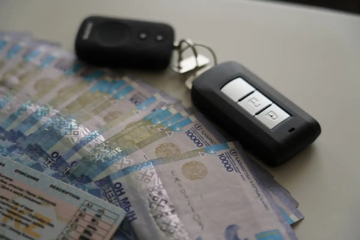 Астанчанин отдал 20 млн тенге за несуществующий Land Cruiser