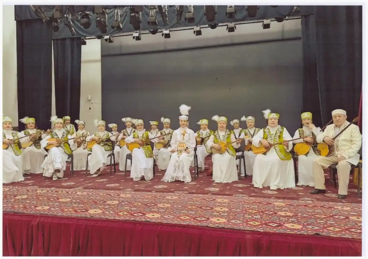 Столичные бабушки-домбристки стали лучшими на международном конкурсе в Бишкеке