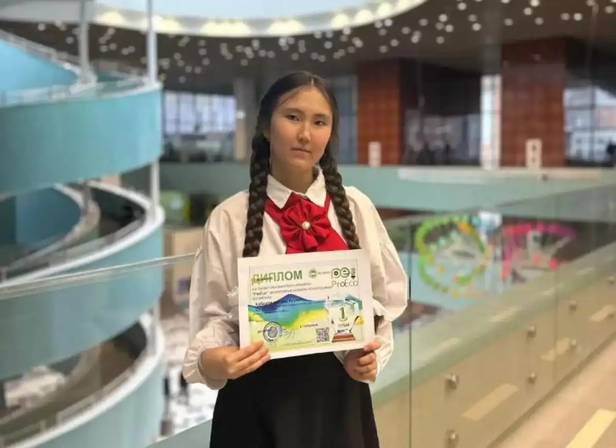 Превращать пластиковые отходы в экоасфальт предлагает казахстанская школьница