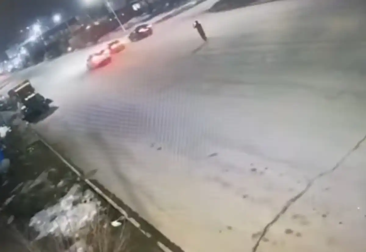 Трое водителей устроили байгу на дороге в Астане – ВИДЕО