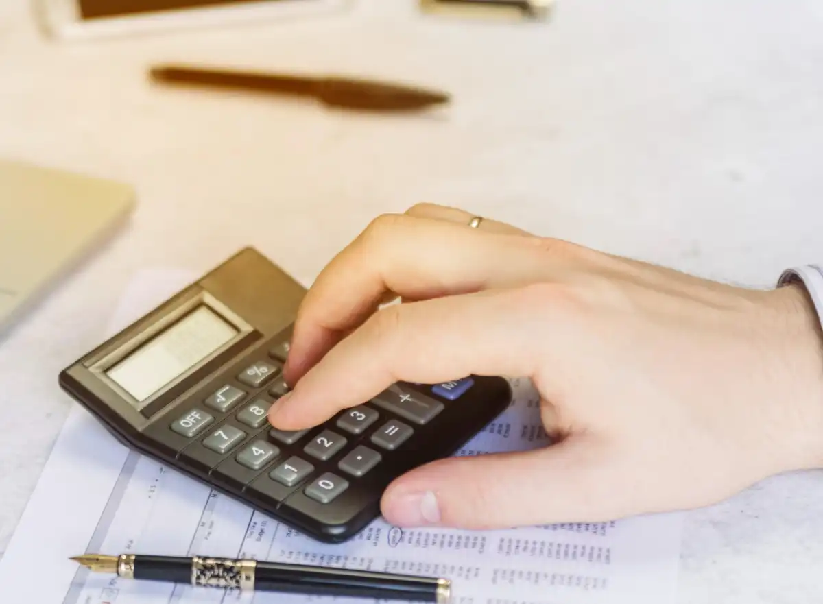 Персональные данные карагандинцев выставили на квитанциях за комуслуги