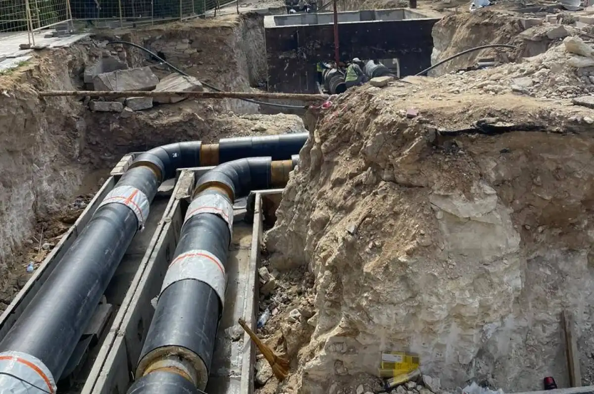 В Казахстане обновят 377 км теплосетей