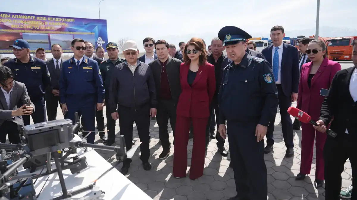 Аида Балаева ознакомилась с ходом подготовки побережья Алаколя к летнему туристическому сезону