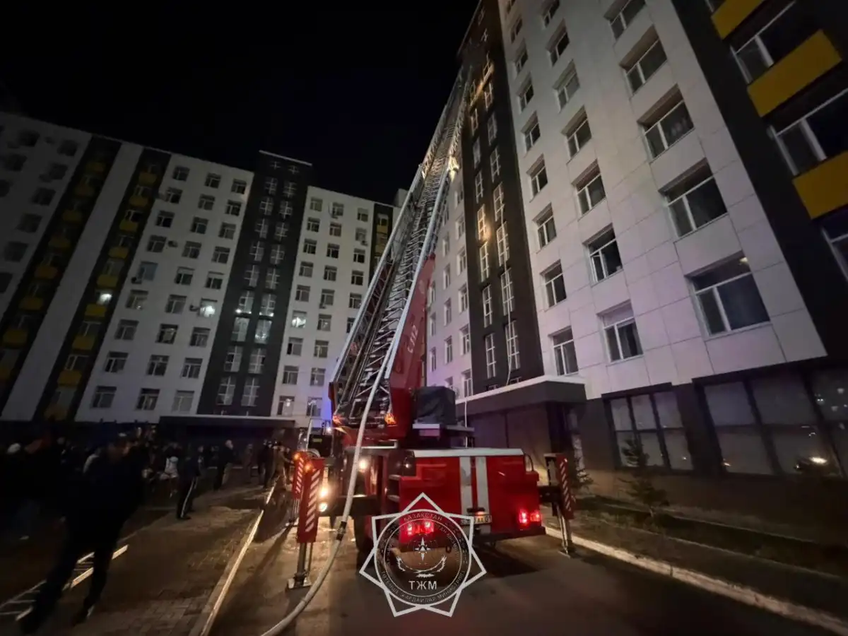 6 человек, включая детей, спасли при пожаре в Астане