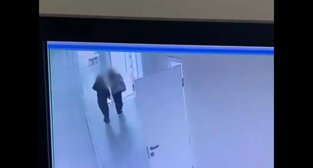 Девочки-подростки распылили газовый баллончик в одной из школ Астаны