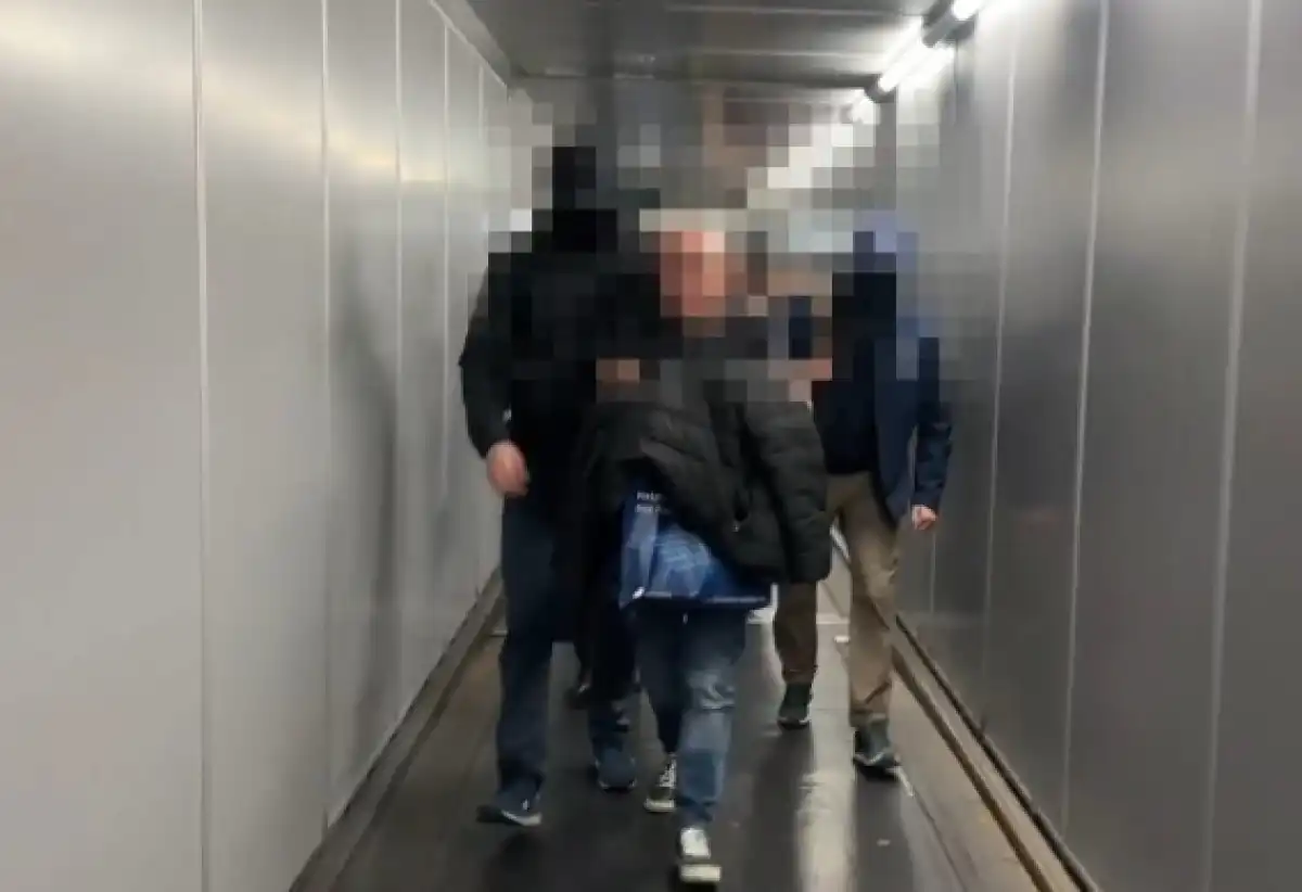 Иностранец более 11 лет бегал с 1 млн долларов казахстанского бизнесмена