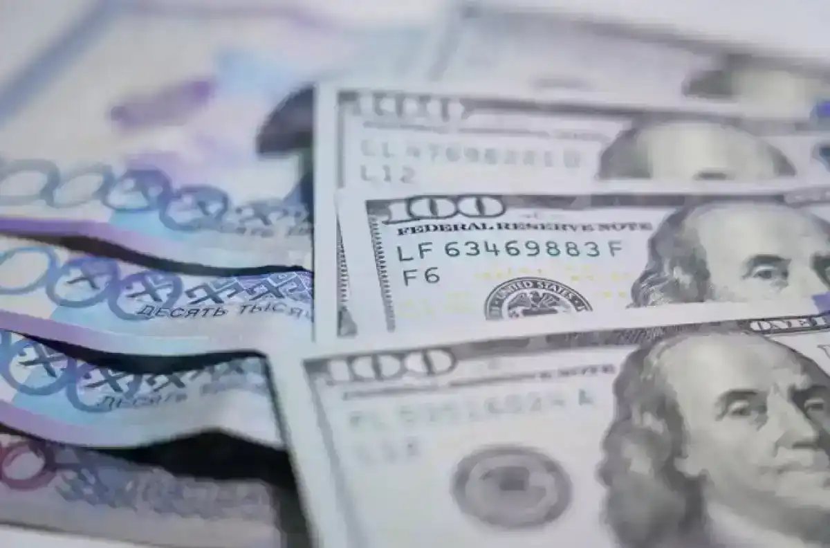 Курс валют в обменниках Астаны на 18 апреля