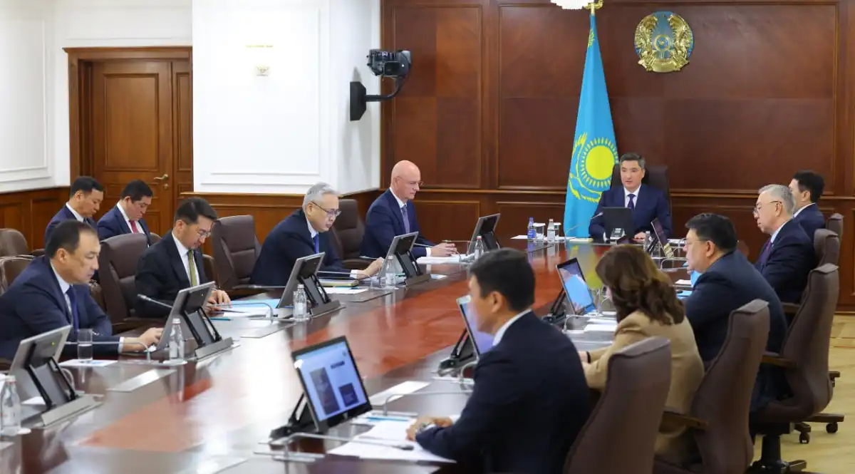 Бектенов поручил обеспечить контроль за приведением объектов к единым нормам инклюзии