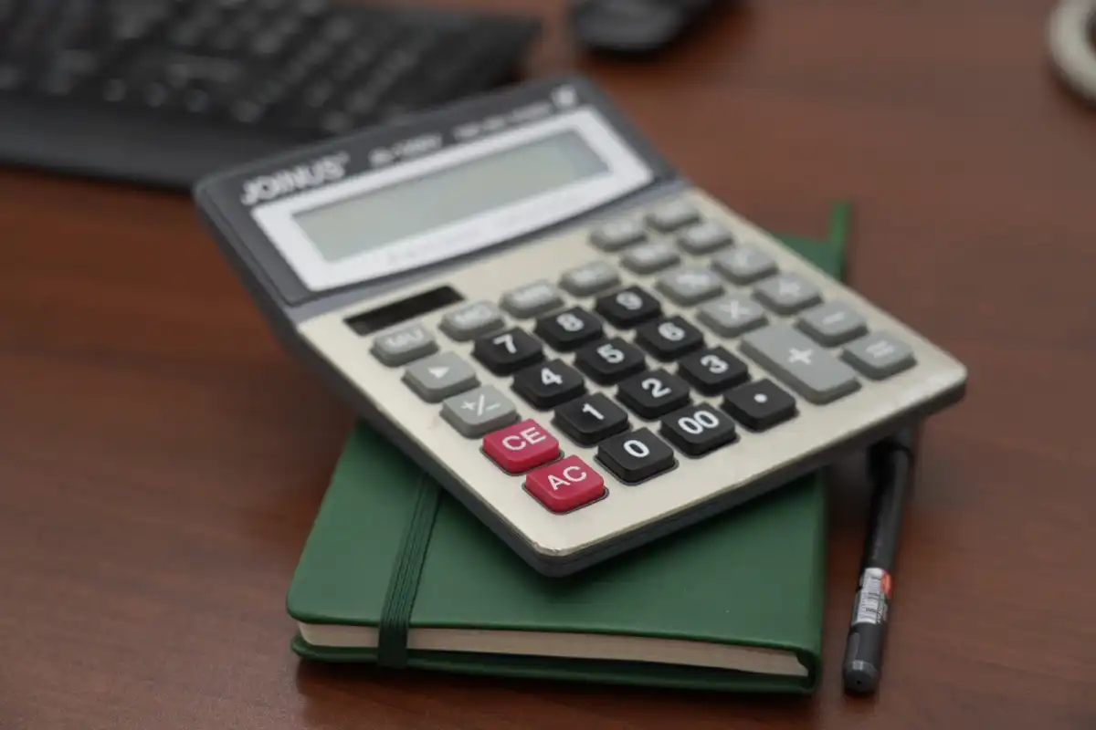 Почти 10 лет обкрадывали бюджет директор и бухгалтер клуба в Кызылординской области