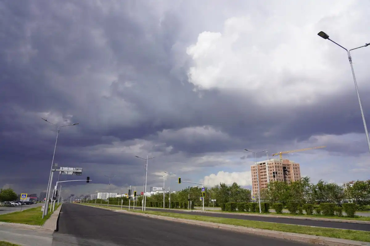 Дождь с грозой ожидается в Астане