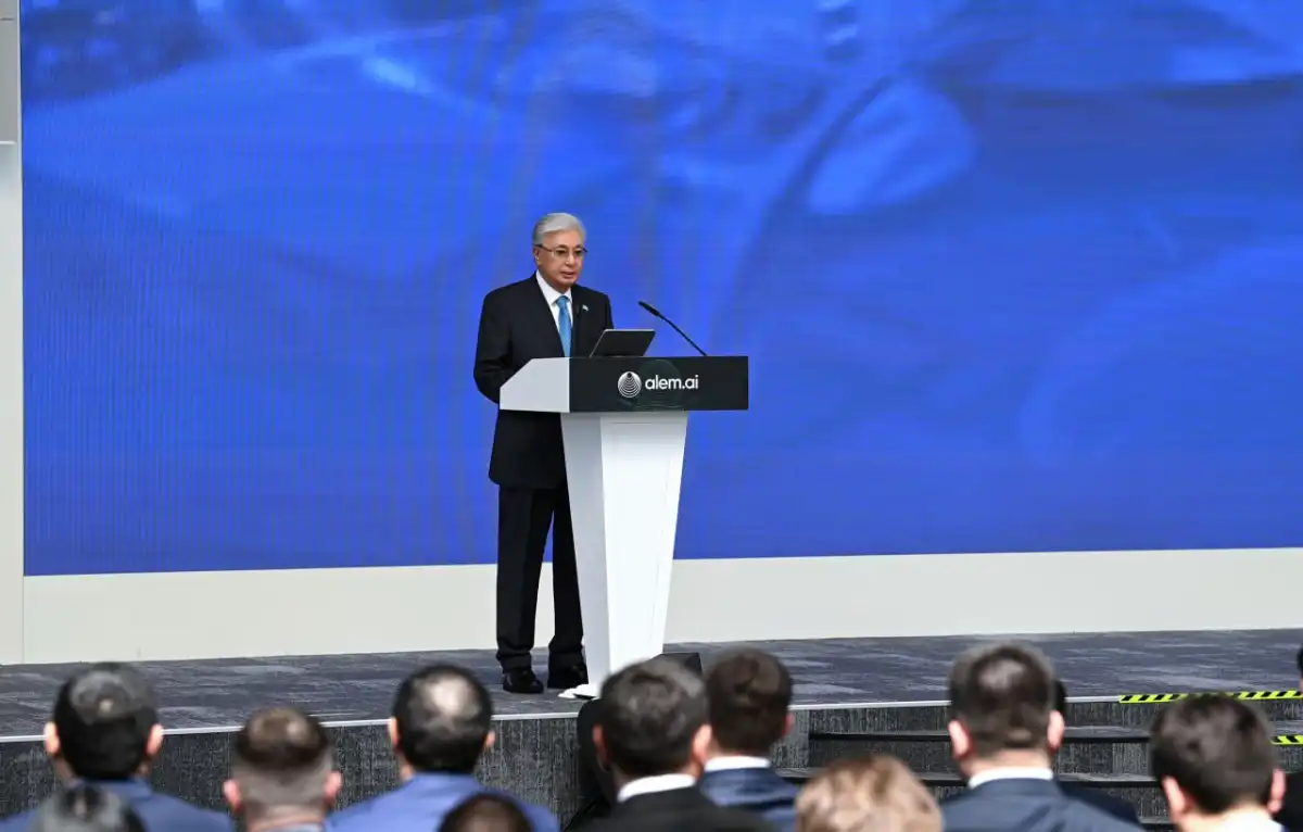 Президент выступил на церемонии награждения победителей конкурсов Alem.ai battle и AI Governance Cup