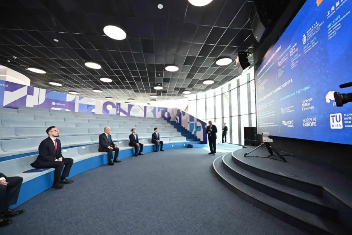 В Астане создан Национальный исследовательский университет искусственного интеллекта