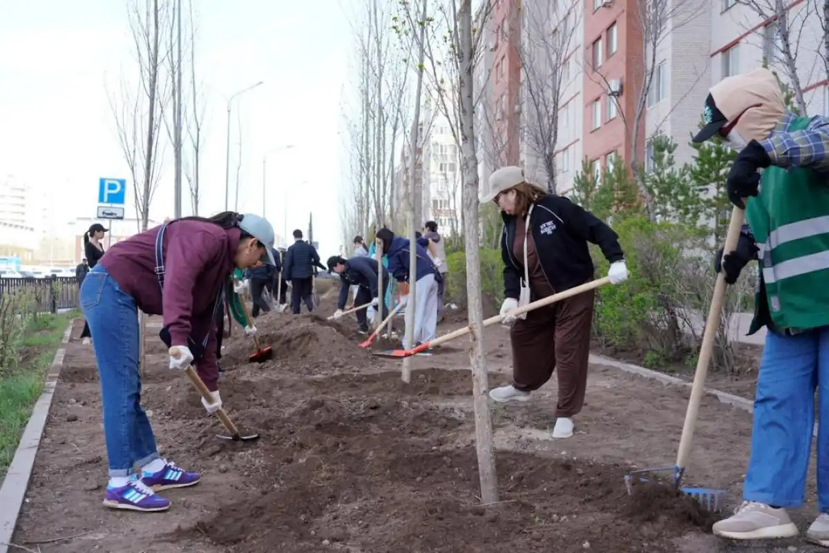 Столичные ТРЦ присоединились к озеленению города в рамках акции «Таза Қазақстан»