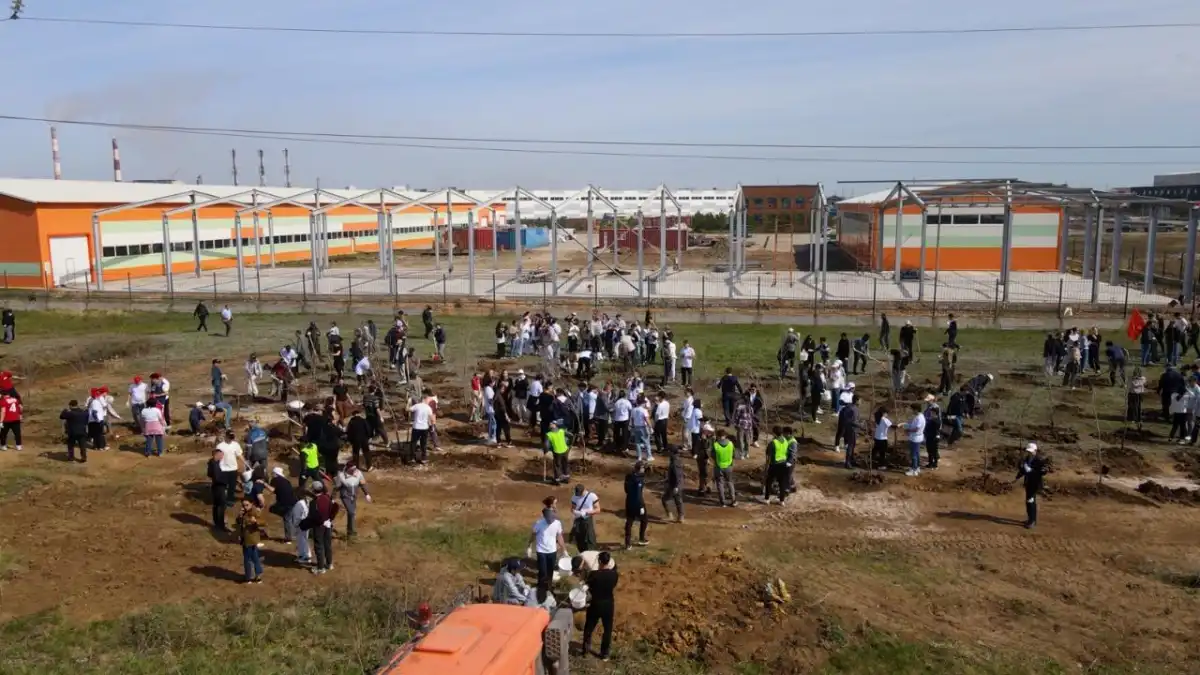 В Индустриальном парке №1 прошла масштабная общегородская экоакция с участием столичного бизнеса