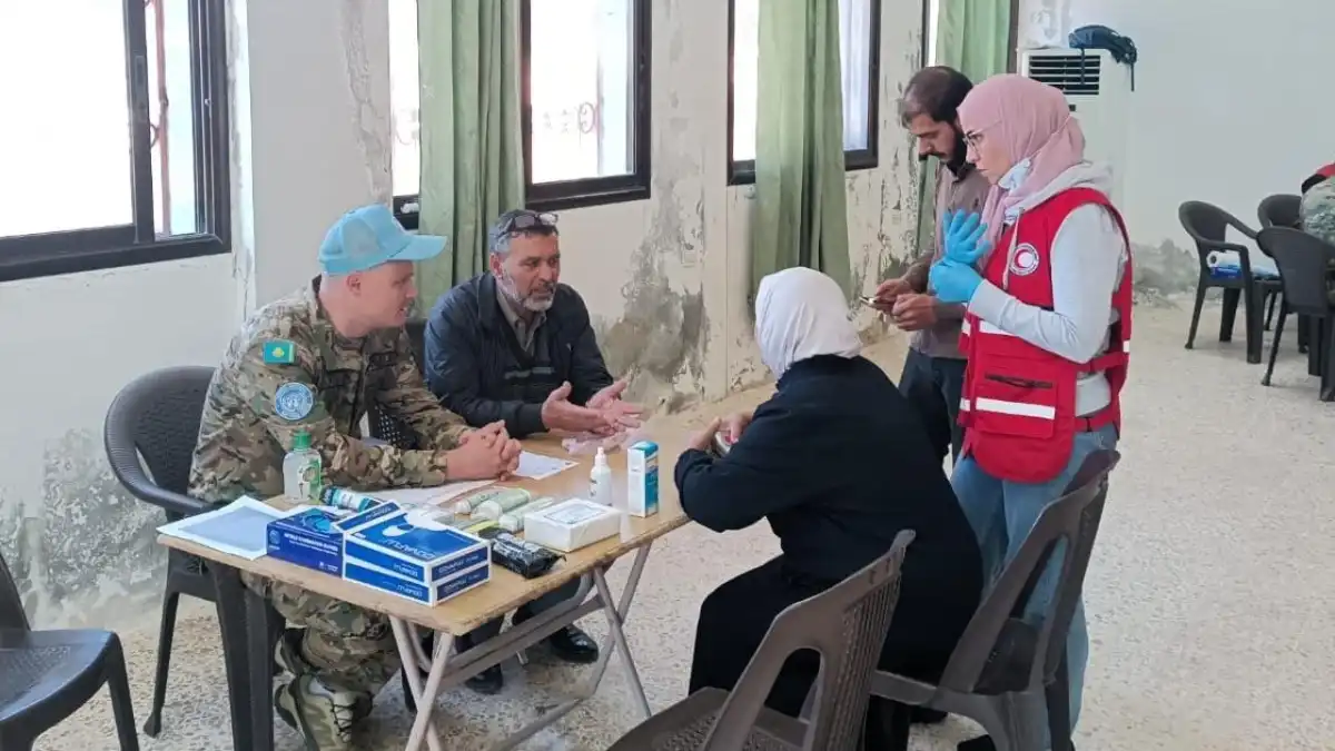 Казахстанские миротворцы оказали медицинскую помощь жителям Сирии