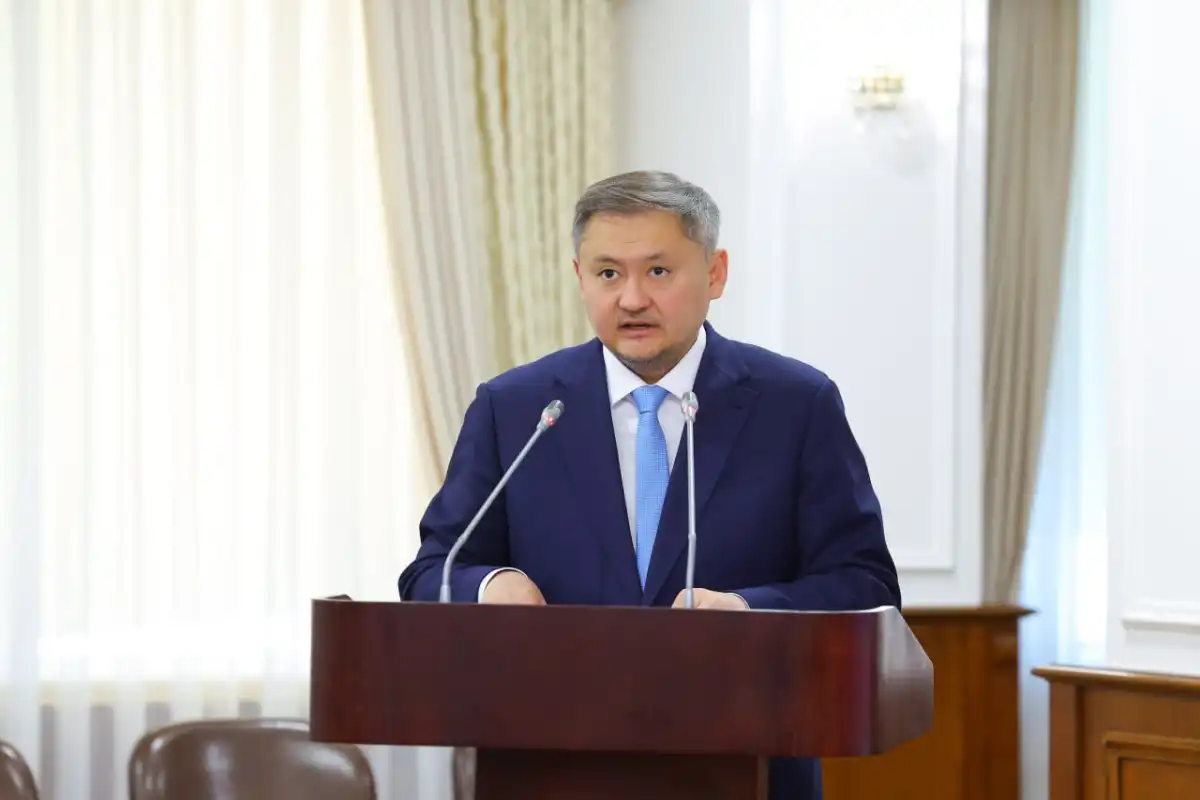 Обучение ИИ стало обязательным для студентов всех специальностей в Казахстане