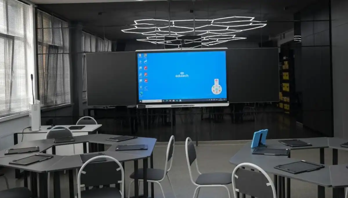 В столичной школе №101 откроется кабинет AI