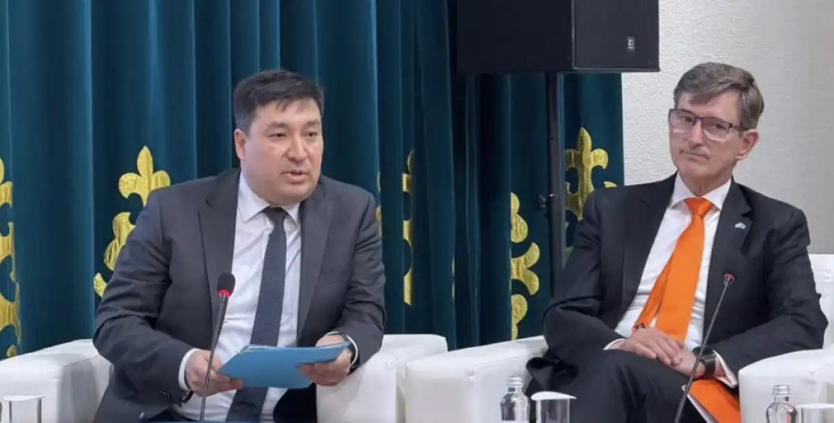 Эксперты из Нидерландов рассказали казахстанским школьникам и студентам о важности бережного отношения к воде