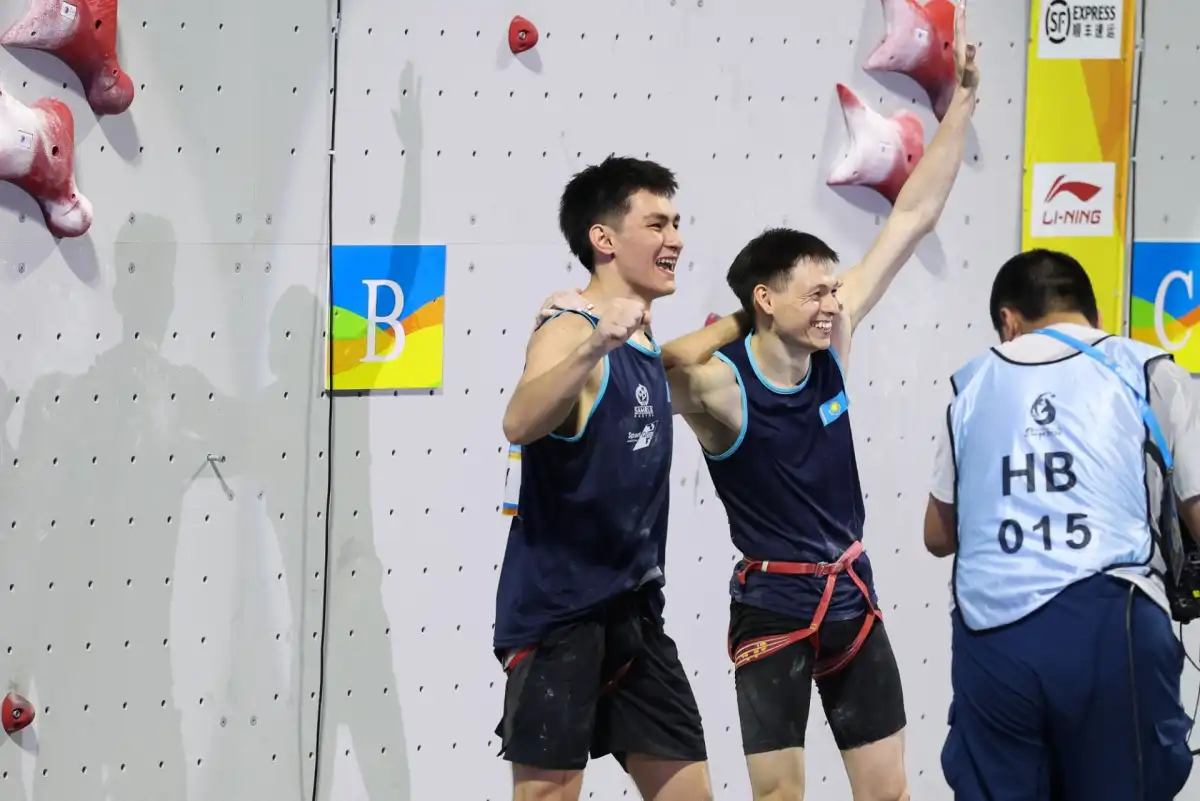 Скалолазы Ришат и Рашид Хайбуллины завоевали бронзу Азиады