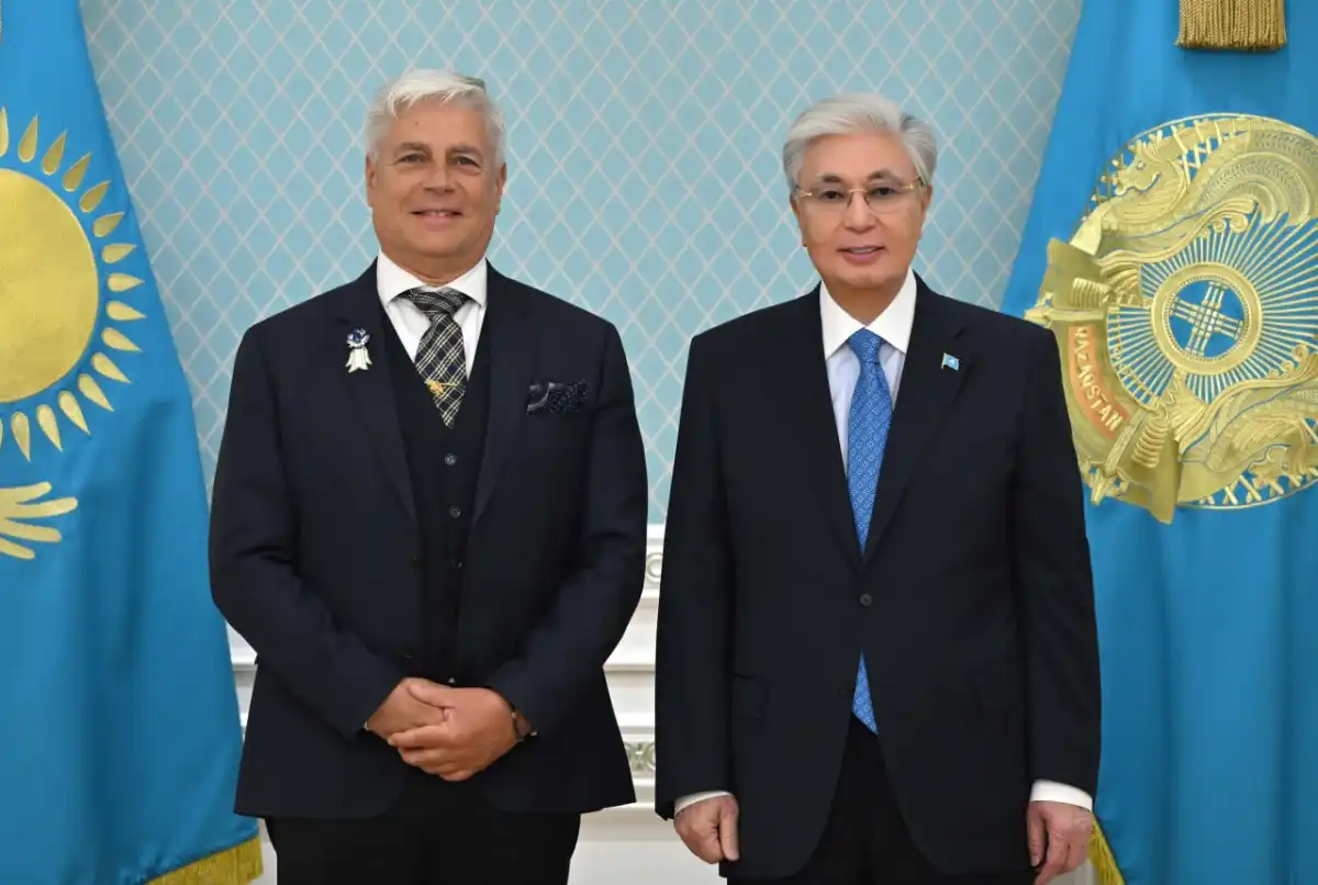 Глава государства принял президента Международной кинологической федерации