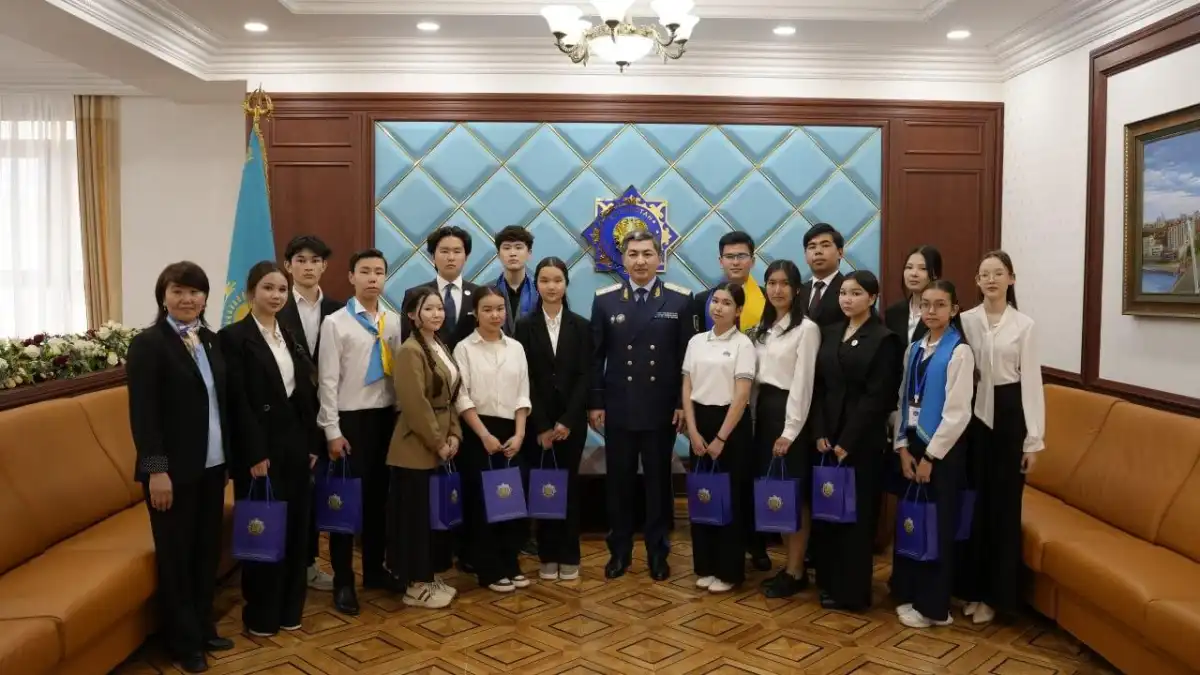 Руководство Генпрокуратуры встретилось с лидерами Клуба будущих прокуроров