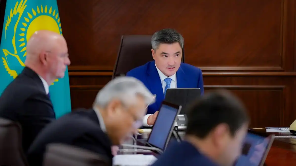 Бектенов поручил акимам усилить подготовку к отопительному сезону