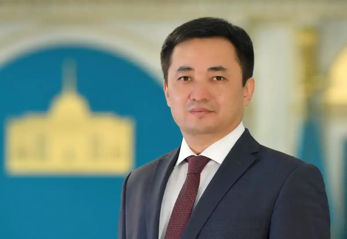Токаев высоко оценил работу Айбека Дадебая и поручил ему новое направление