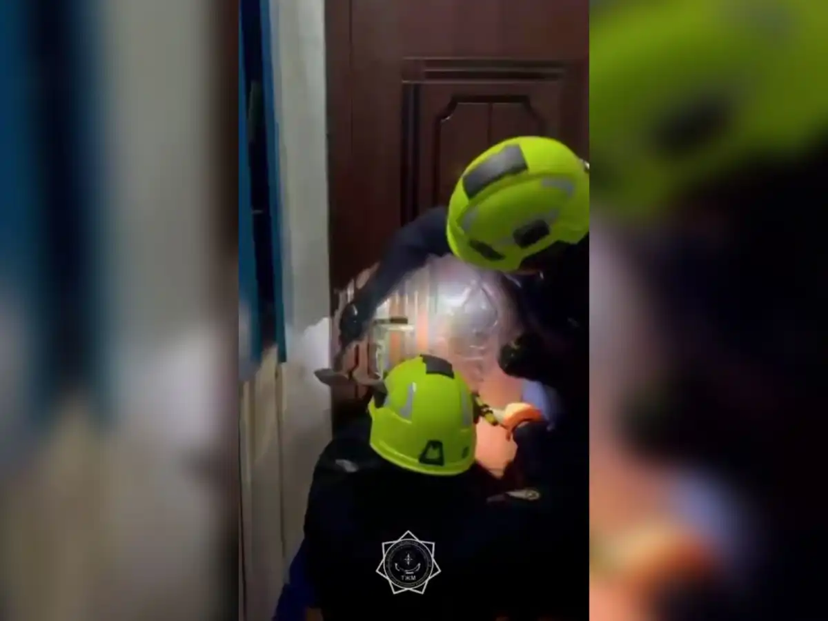 Пожилую женщину спасли после вызова МЧС в Аршалы