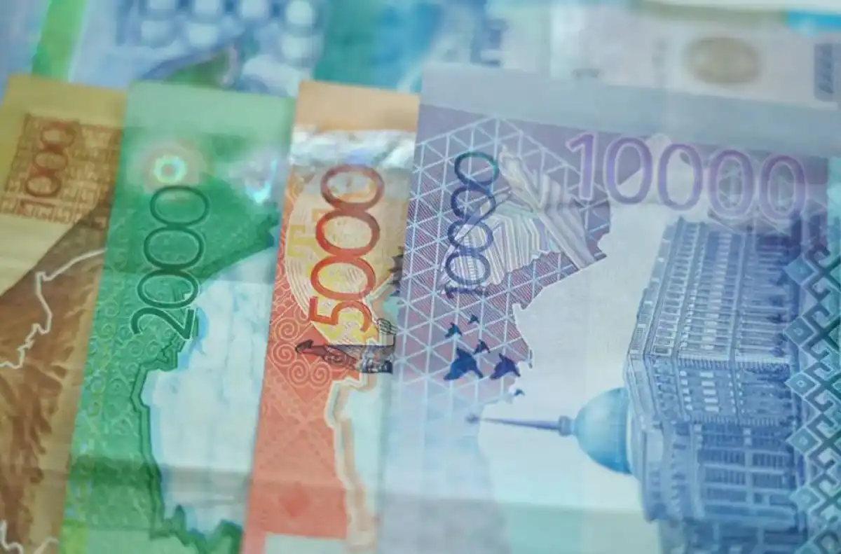 Курс валют в обменниках Астаны на 12 мая