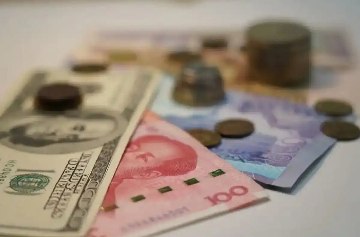 Курс валют в обменниках Астаны на 22 мая