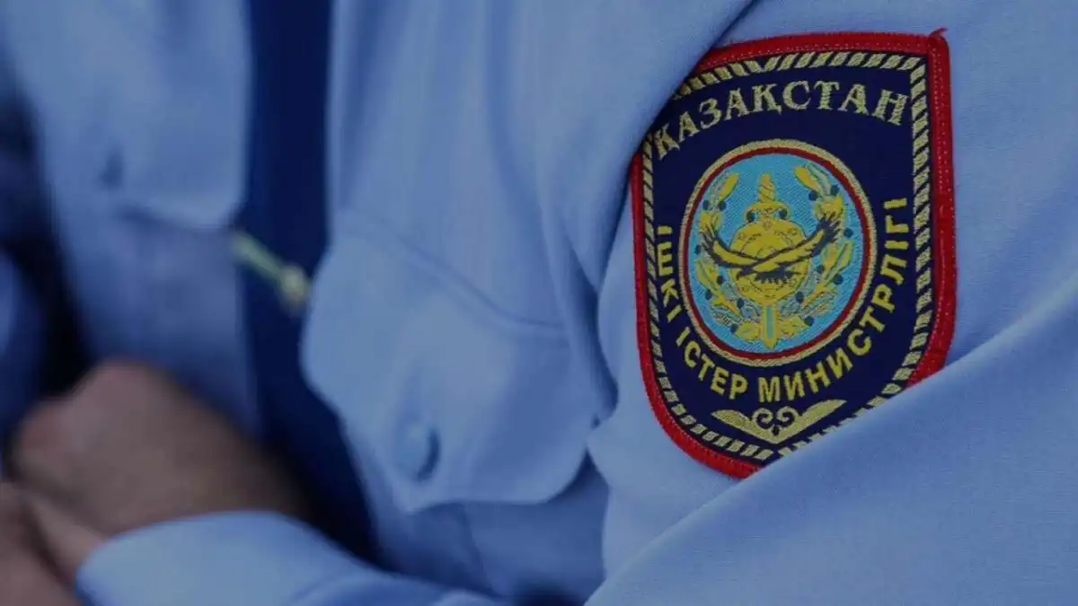«Последний звонок» без нарушений: полиция Астаны обратилась к родителям выпускников