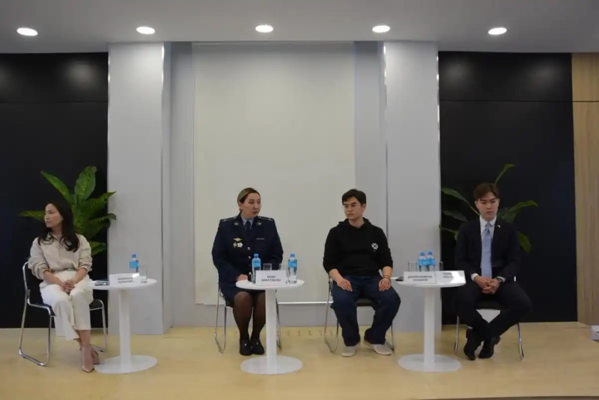 Столичным студентам рассказали о вреде наркотиков