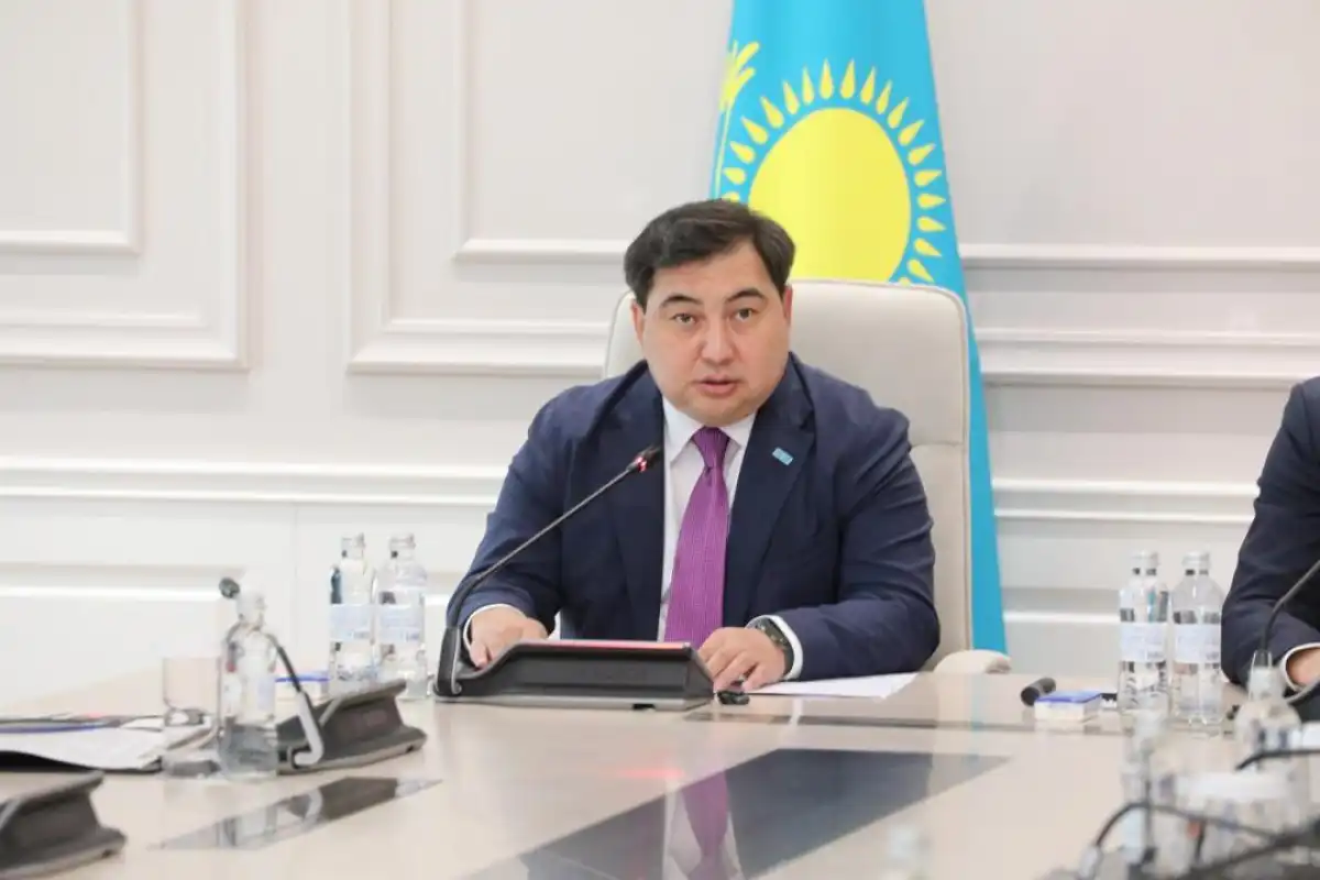 Дархан Жазыкбай представил в Алматы реформы государственной службы