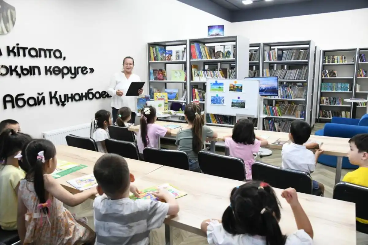 Экочас провели в столичной библиотеке для дошкольников