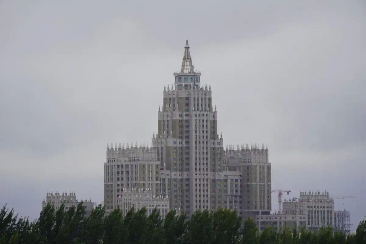 О пыльной буре и граде предупредили астанчан