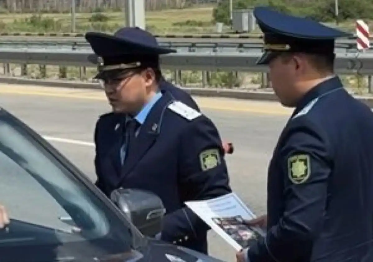 Прокуратура столичного района «Байконыр» провела профилактический рейд на въездах в Астану