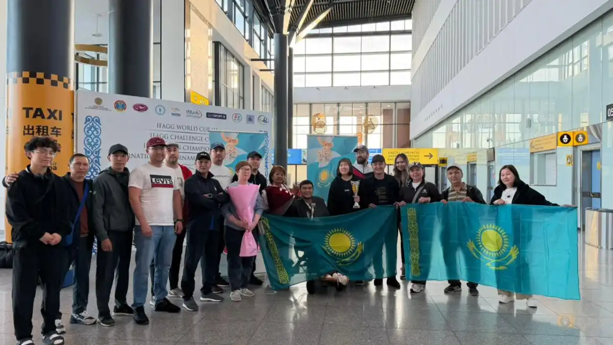 Астанинские парашахматисты вернулись с чемпионата мира с золотом и серебром