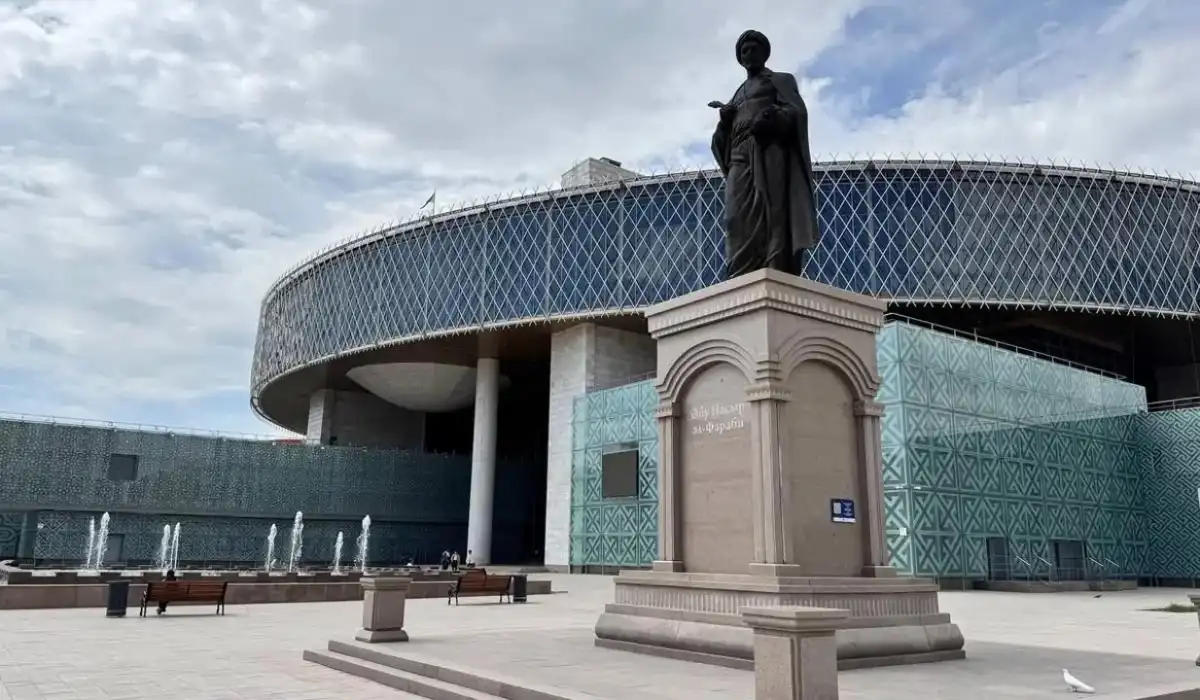 Второй дом для тысяч детей: столичный Дворец школьников имени аль-Фараби отмечает юбилей