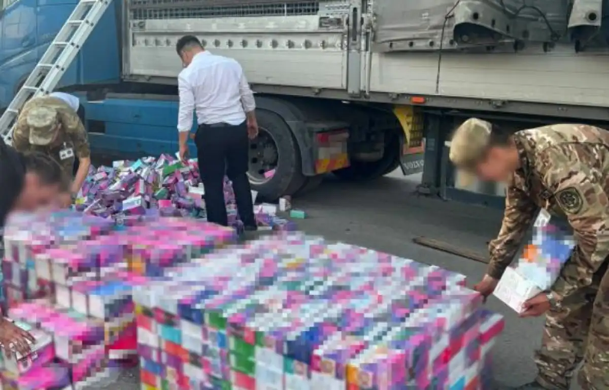 Крупную партию вейпов пытались ввезти в Казахстан