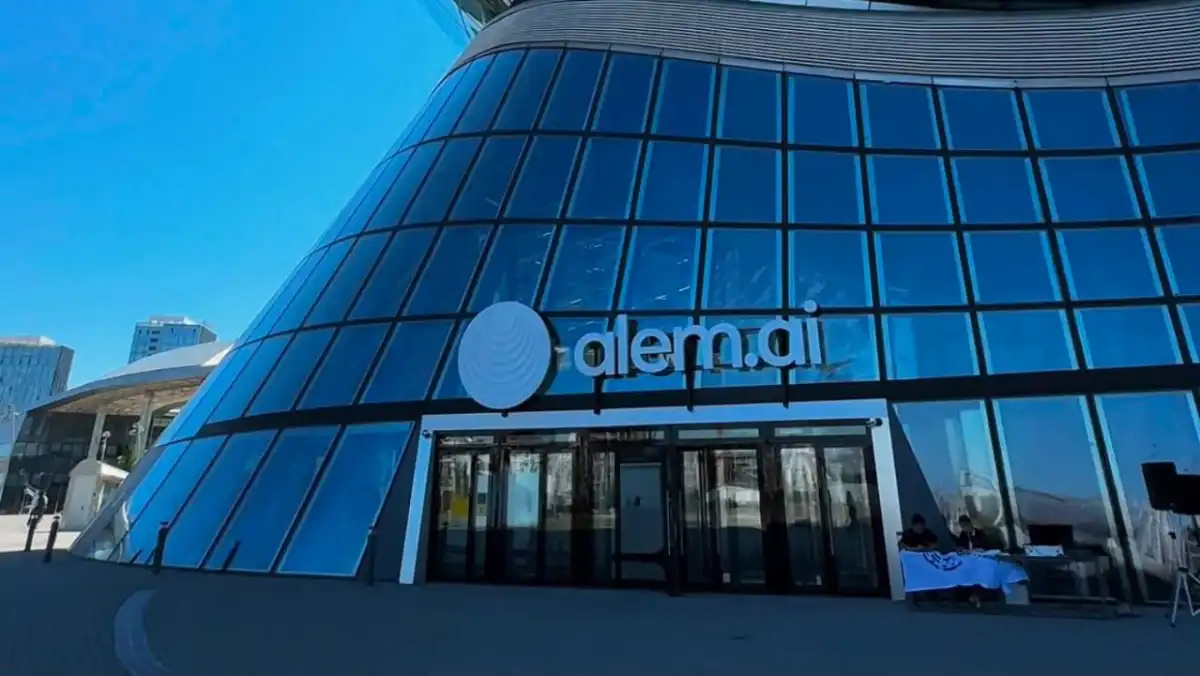 В столичном Alem AI реализуют ИИ-проекты для развития казахского языка