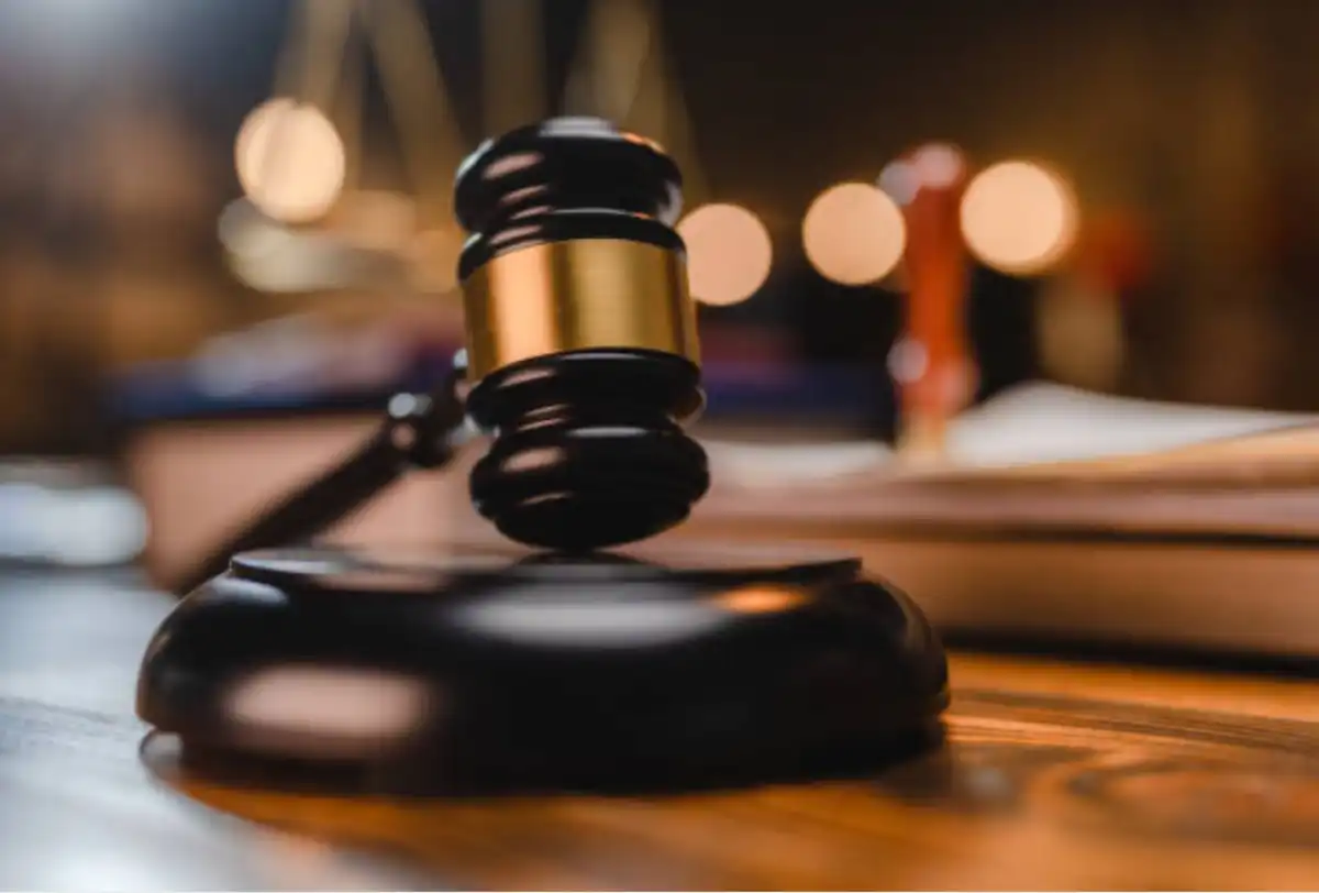 Суд запретил выселять женщину с детьми до окончания отопительного сезона