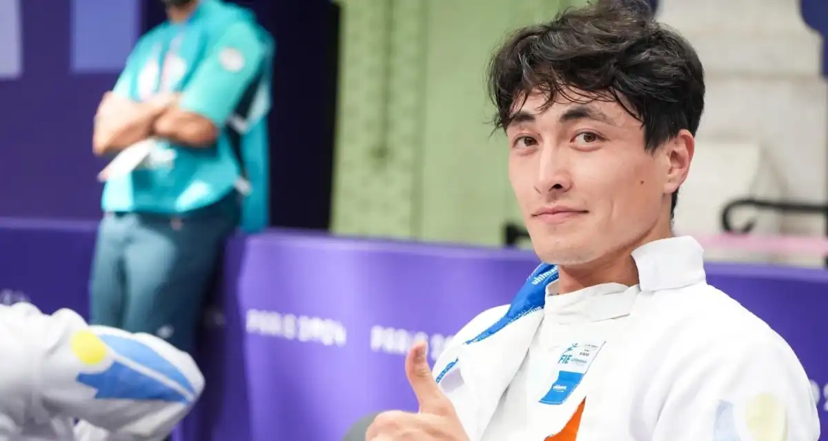 Казахстанские шпажисты вышли в полуфинал чемпионата мира в Гонконге