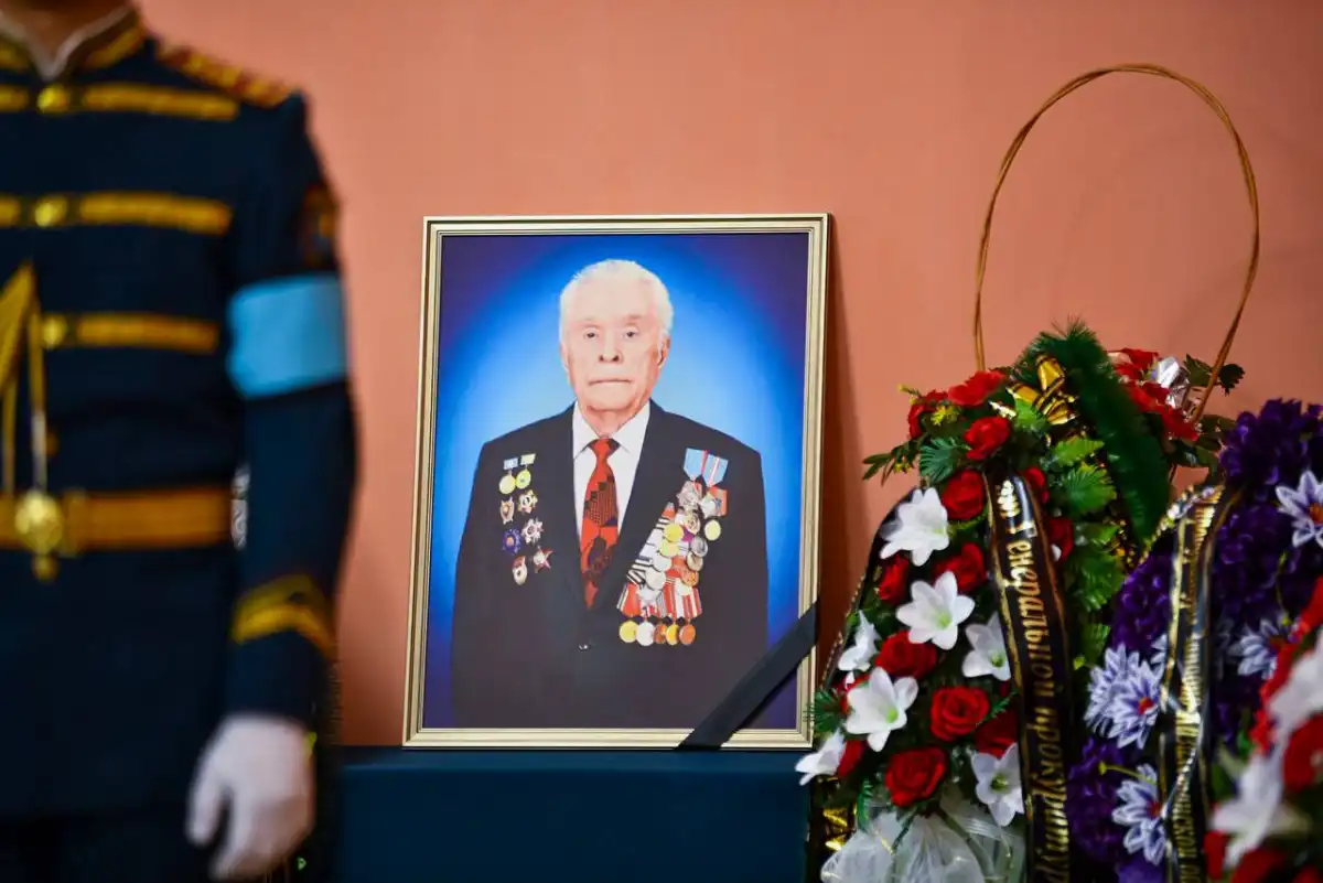 В Уральске проводили в последний путь ветерана ВОВ Ивана Гапича