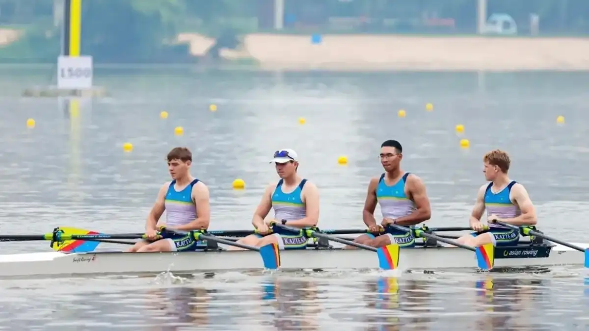 Казахстанские гребцы выступили в финале B чемпионата мира U19 в Болгарии