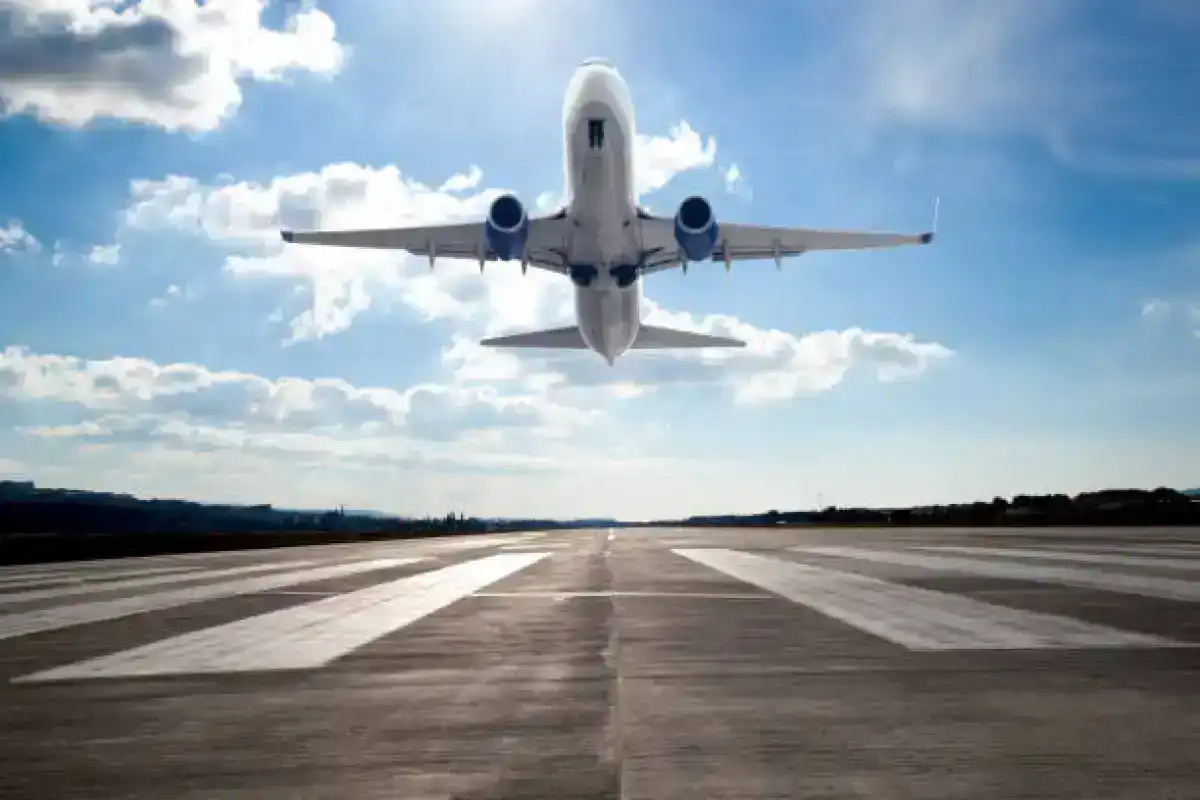 Air Astana продлевает отмену рейсов в Дубай до конца сентября