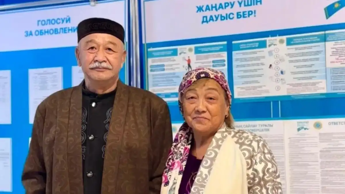 В Астане на выборах проголосовала семья, прожившая в браке более полувека