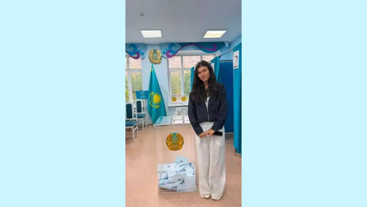 18-летняя жительница Астаны впервые приняла участие в голосовании